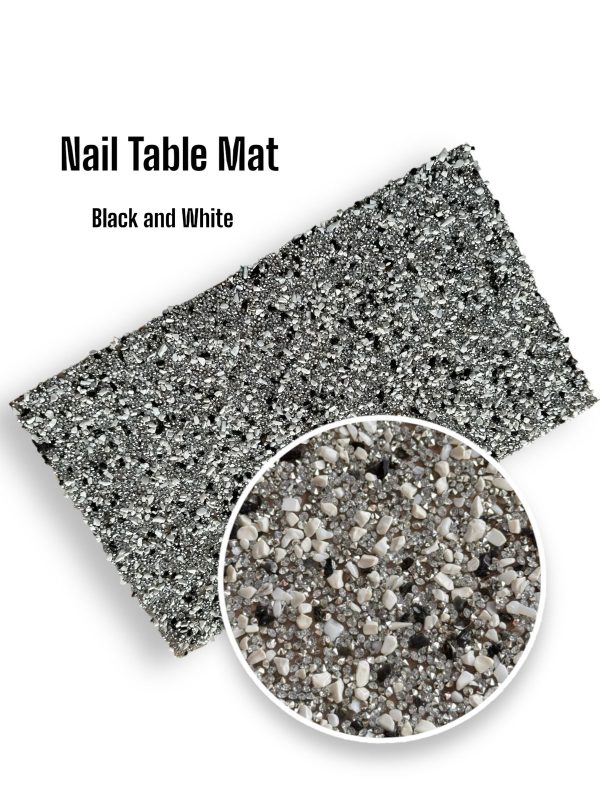 nail table mat (Black and White)