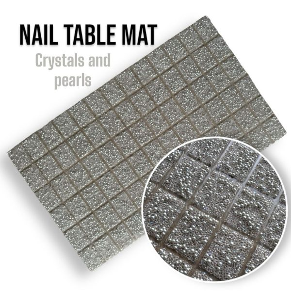 table mat (crystal and pearls)