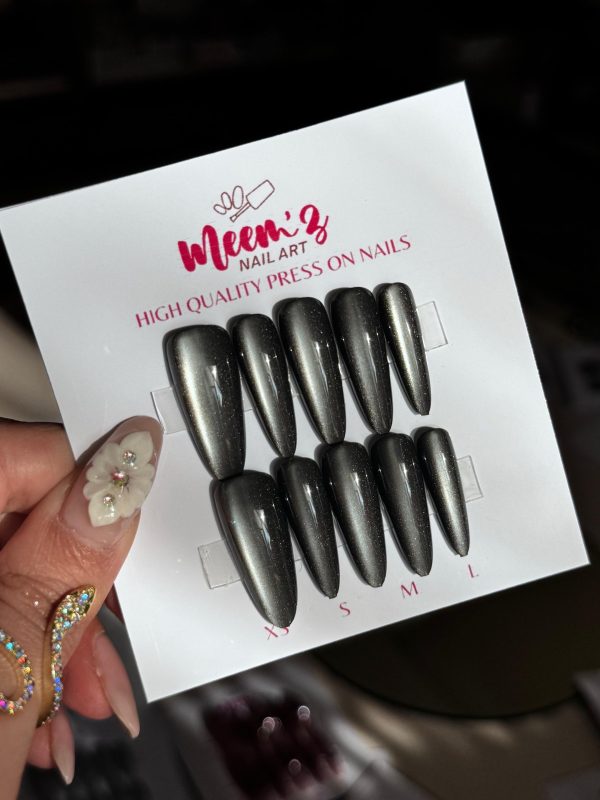 Meemz Press On Nails- Black Cat eye Long Stilleto