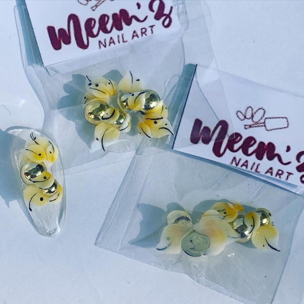 Meemz Handmade Nail Art Flowers
