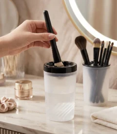 Meem'z nail brush washing cup 11cm for cleaning gel and acrylic brushes in Pakistan