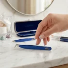 Meem'z angled lash extension tweezer for classic lash application and inner corners in Pakistan